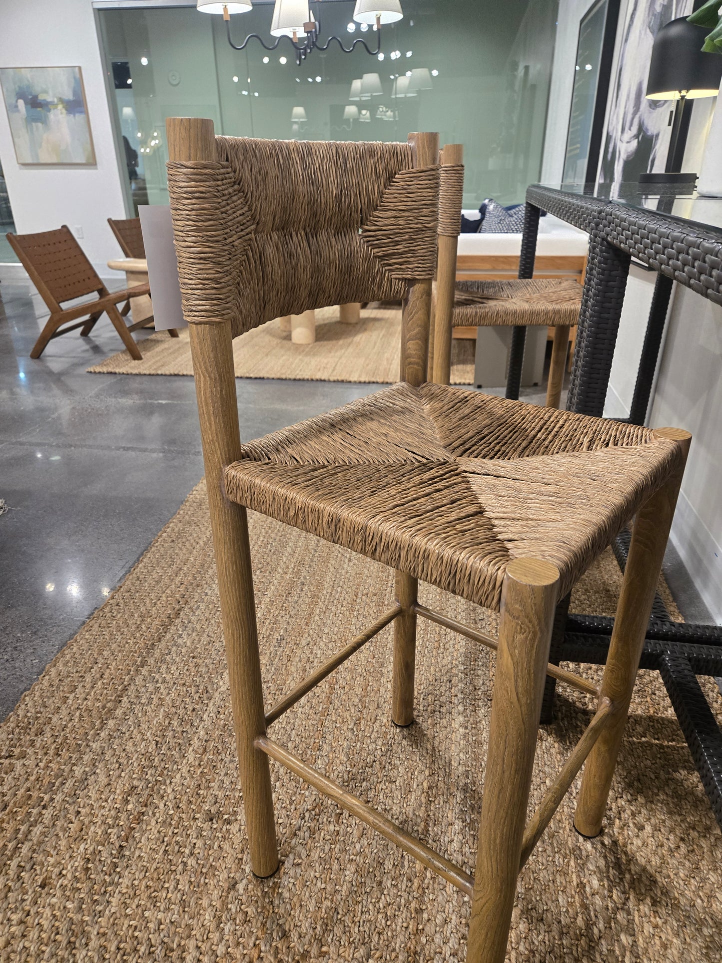 Set of 4 indoor/ outdoor Rattan and brushed Aluminum Counter with wood grain finish