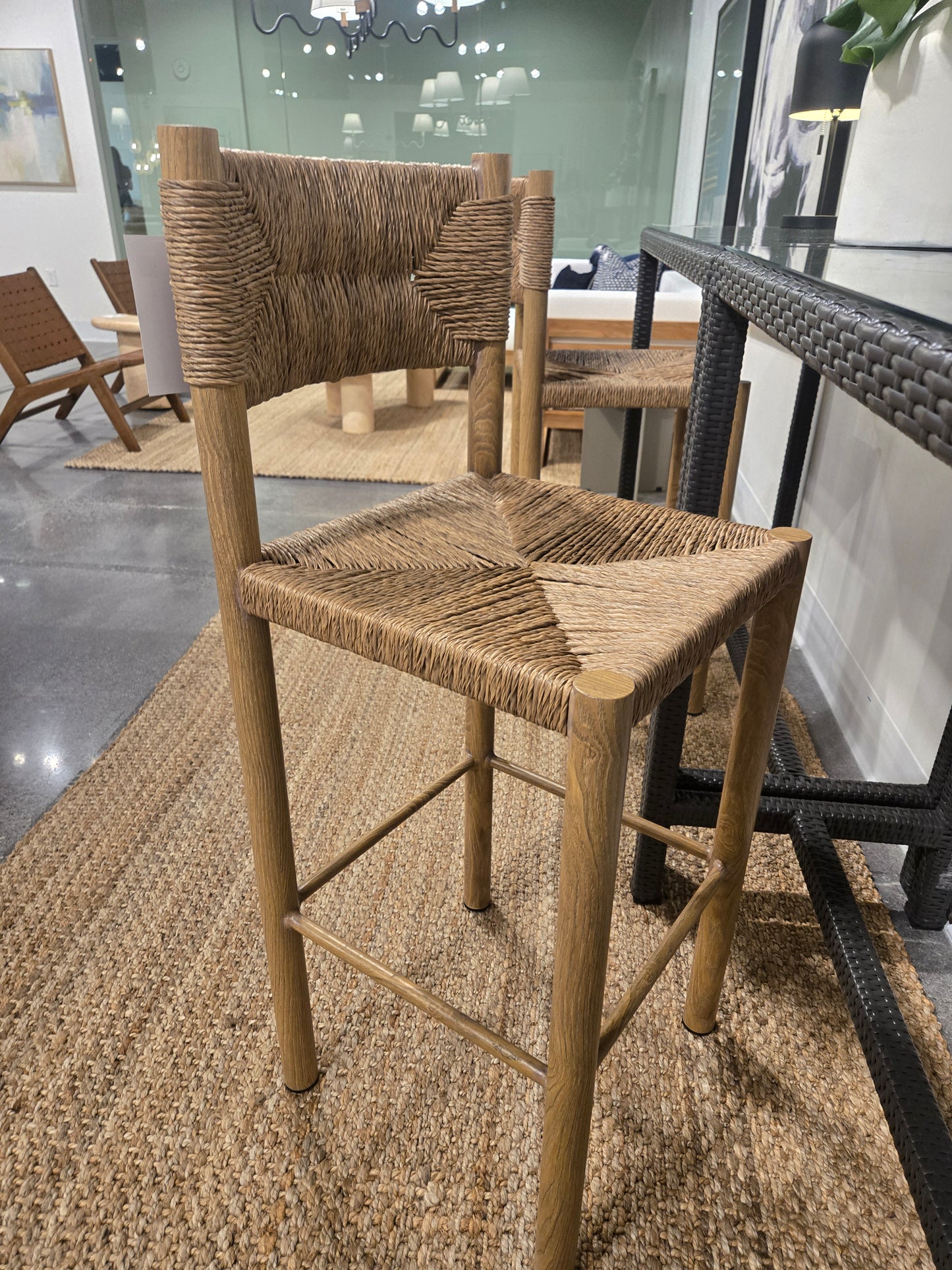 Set of 4 indoor/ outdoor Rattan and brushed Aluminum Counter with wood grain finish