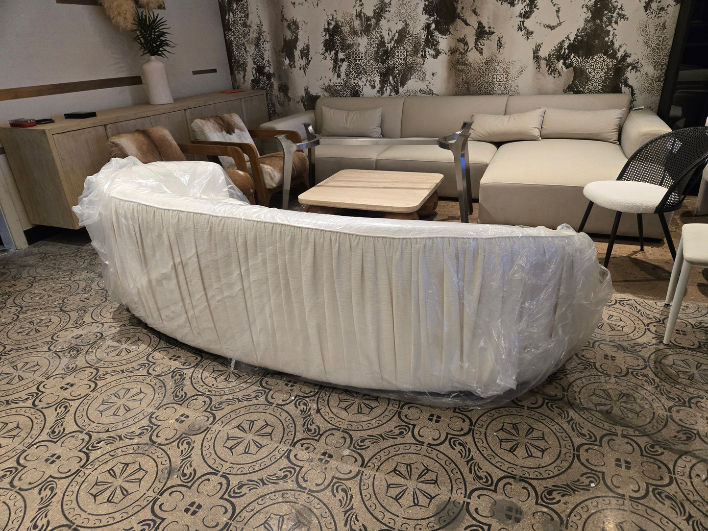 Ruche sofa