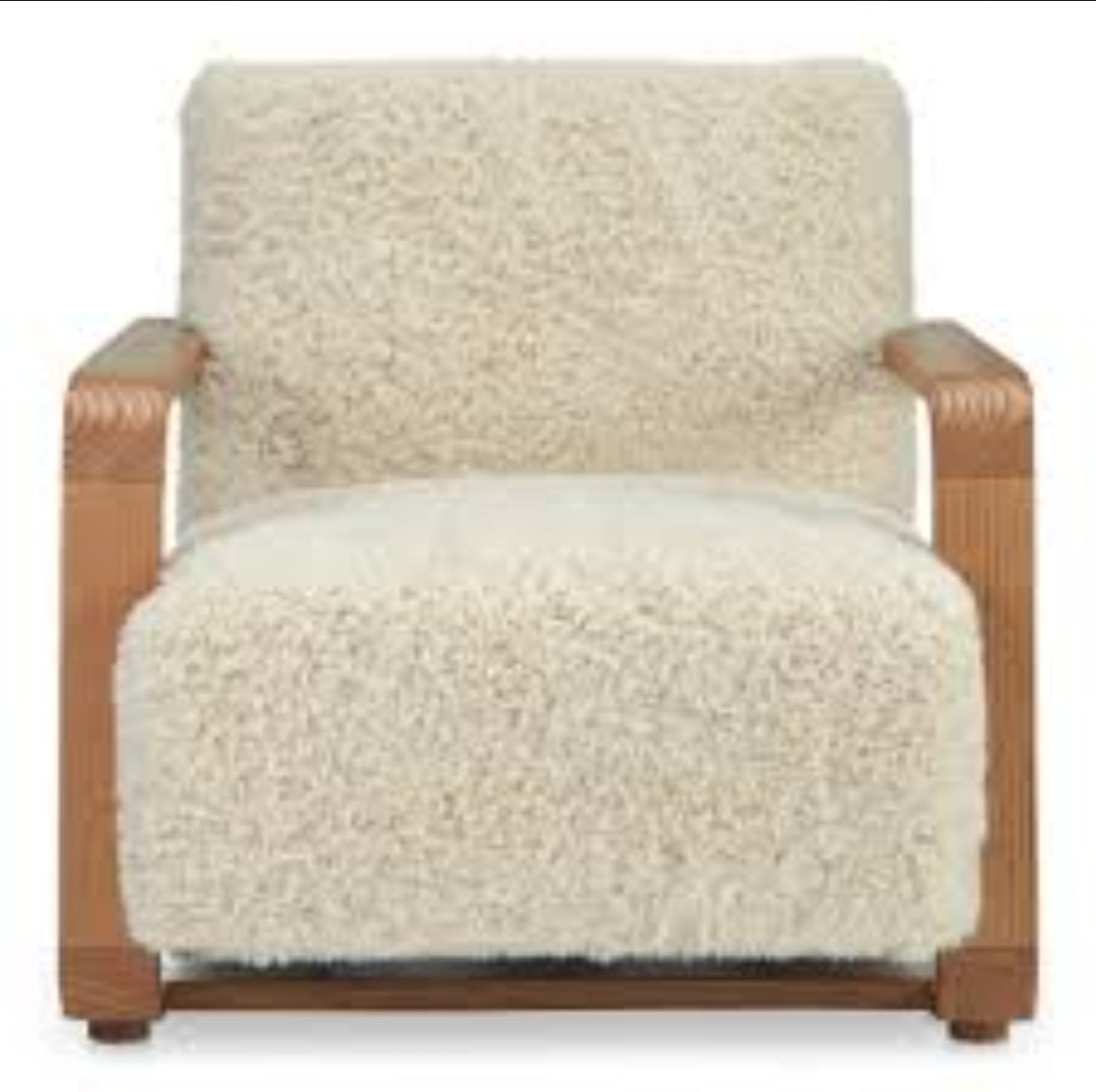 Eckheart Fur Solid Oak Lounge Chair