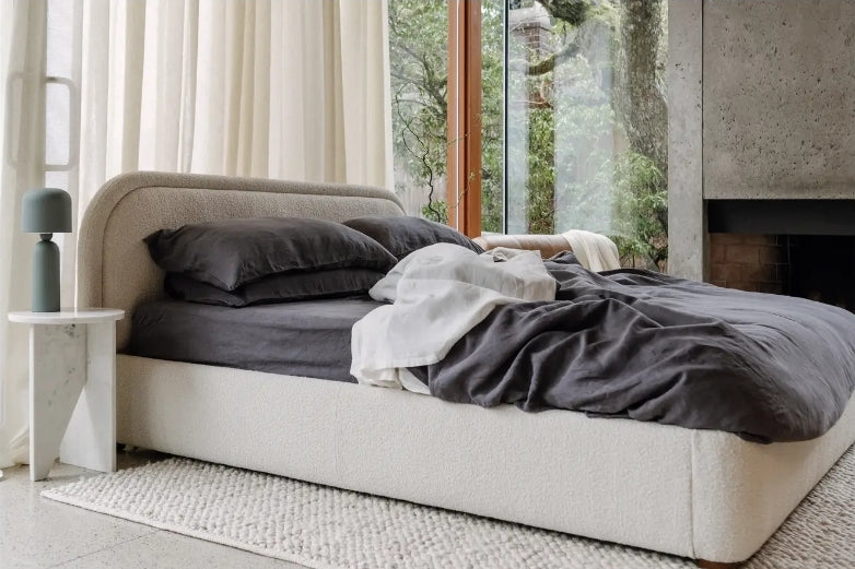 Martens King Upholstered bed in beige fabric