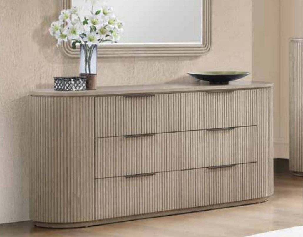 Montgomery Flutted Dresser