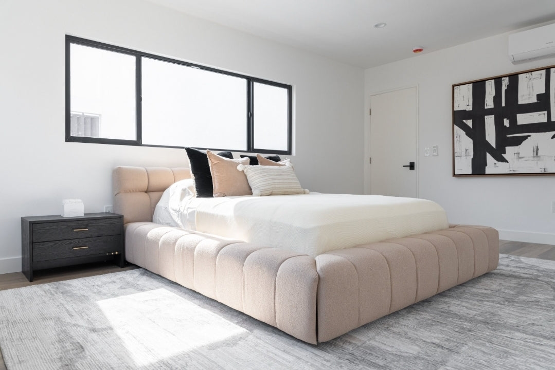 Lounge Lala Platform Bed