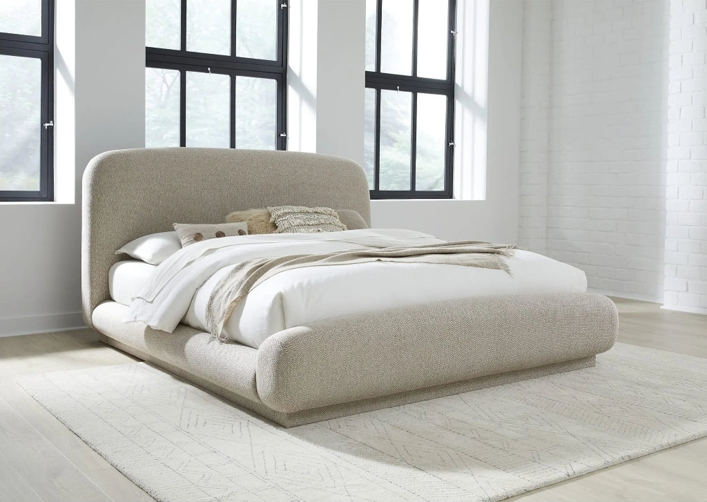 Auburn king Bed