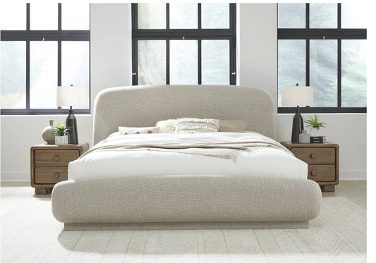 Auburn king Bed