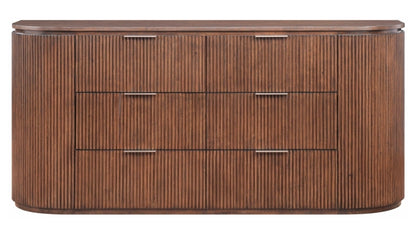 Finnley Dresser