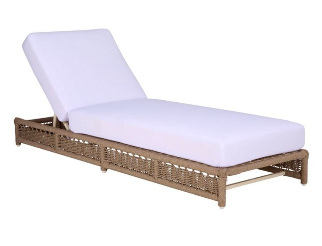 Hampton Chaise lounge