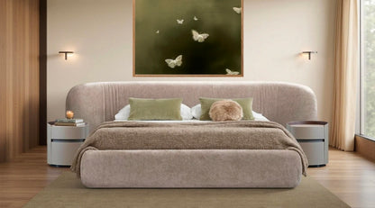 Kurv King Bed