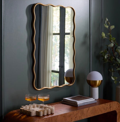 Aria Mirror