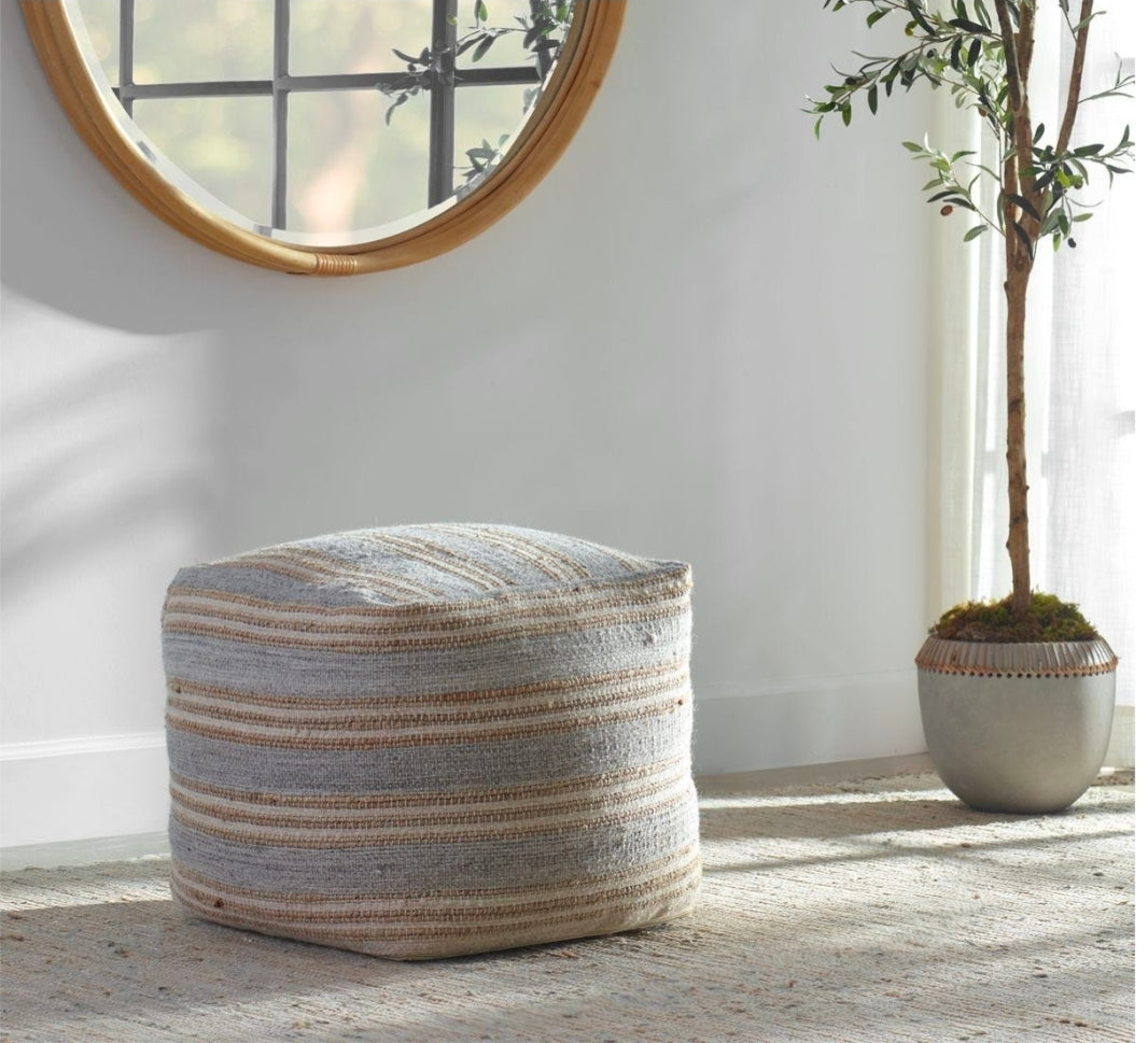 Mesick Pouf