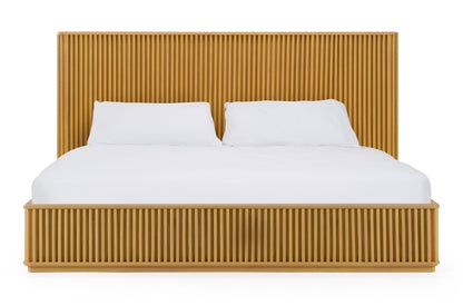 Chloves Bedroom Set