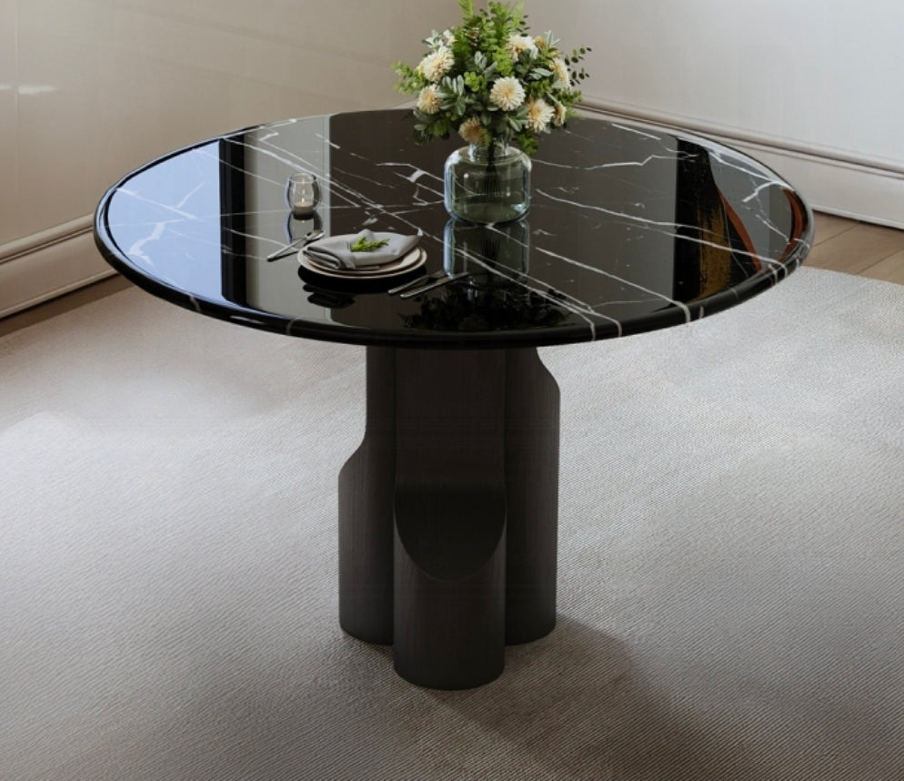 Geisha Dining table