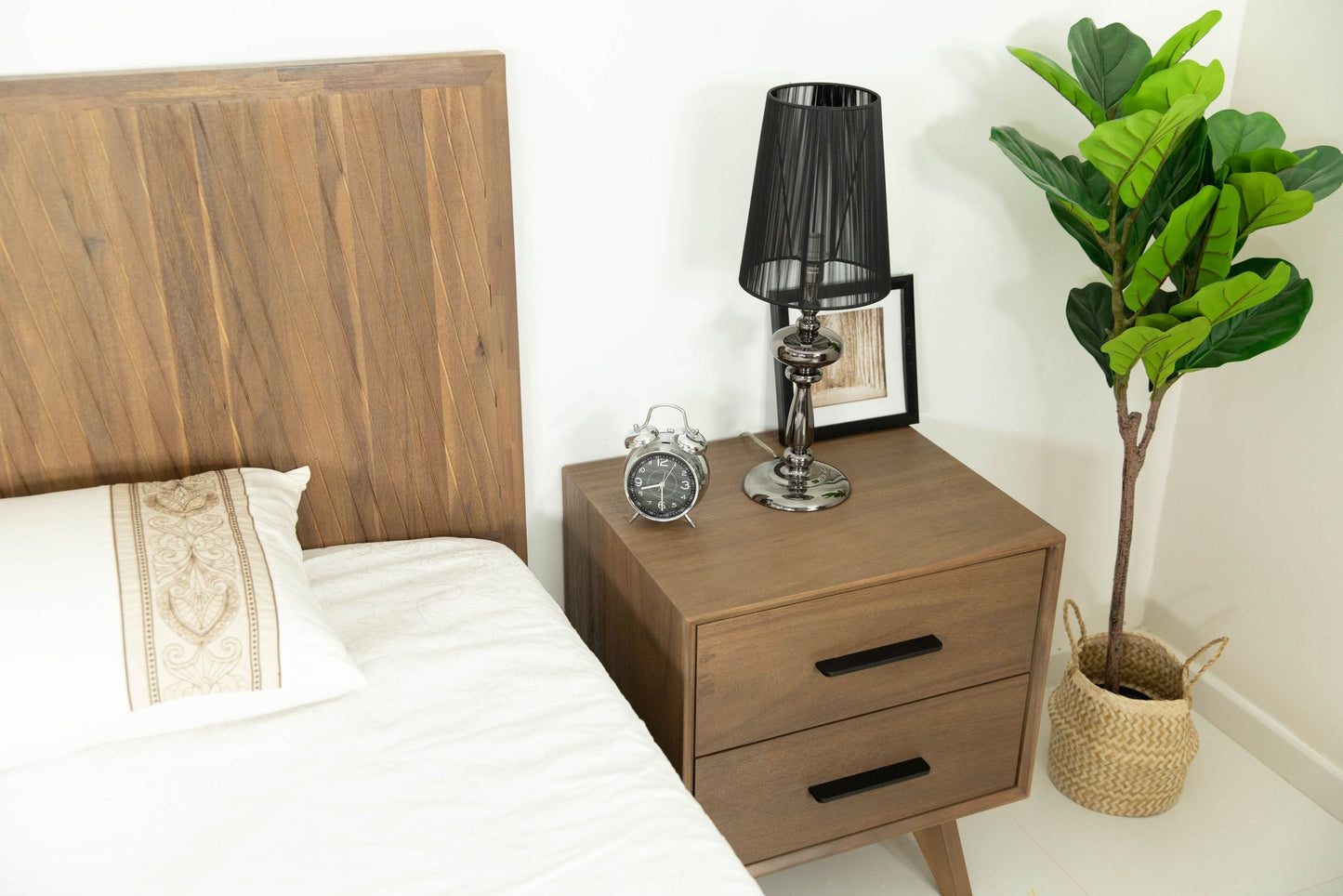 Modrest Claire - Contemporary Walnut NIghtstand